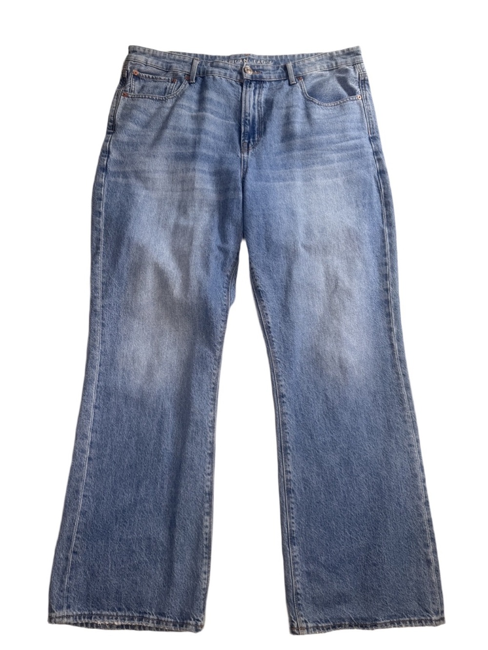 ☮️ 2/$30 American Eagle Outfitters Light Blue 90’s Bootcut Jeans